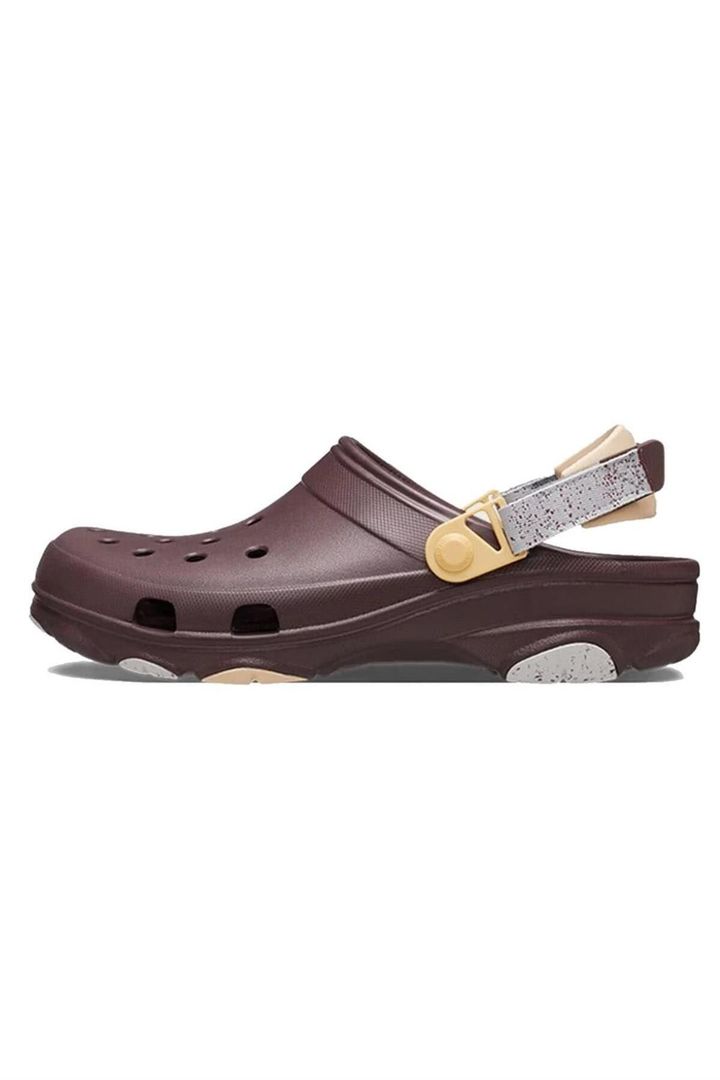 crocs-mamakatsis-fekhsatsmeli-photo-3