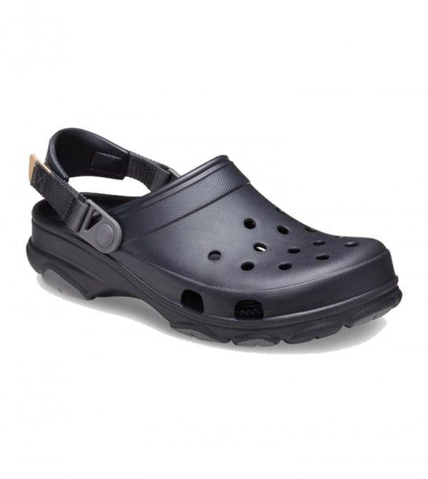 crocs-qalis-fekhsatsmeli