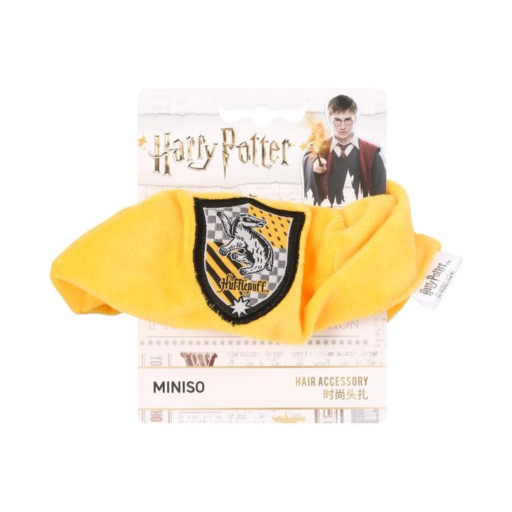 harry-potter-badge-hair-tie-hufflepuff-tmis-samagri