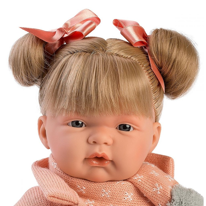 llorens-tojina-joelle-crying-photo-2