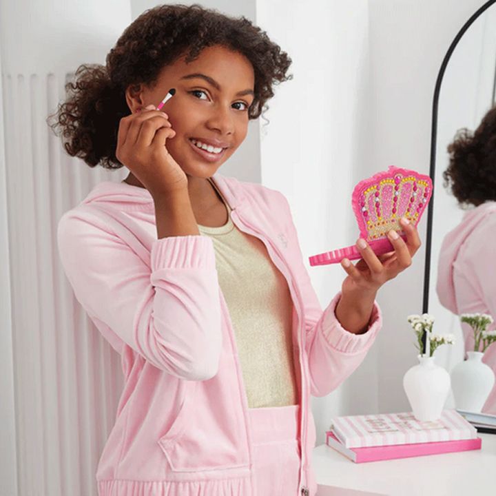 sabavshvo-kosmetikis-nakrebi-make-it-real-4475mr-juicy-couture-cosmetic-compact-photo-2