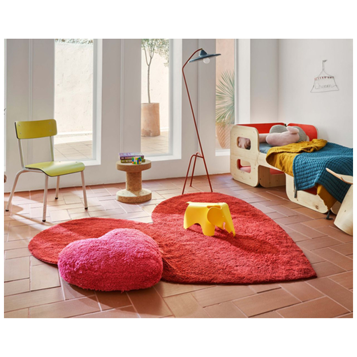 lorena-canals-agatha-puffy-khelnaketi-sabavshvo-khalicha-photo-4