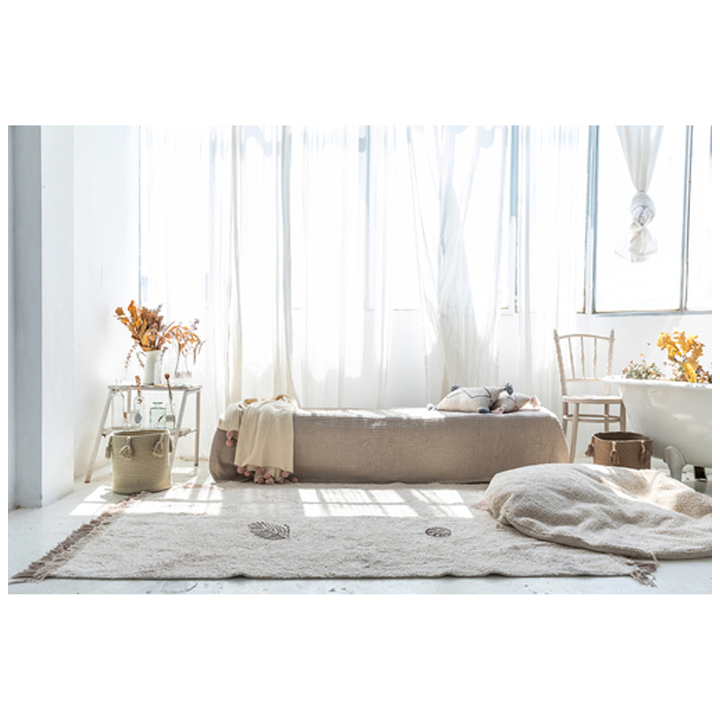 lorena-canals-pine-forest-khelnaketi-sabavshvo-khalicha-photo-3