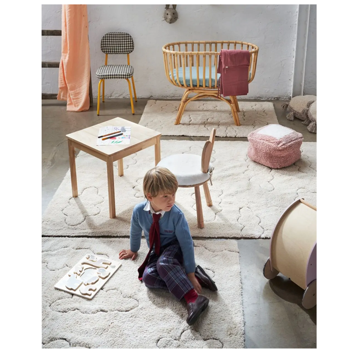 lorena-canals-rugcycled-clouds-khelnaketi-sabavshvo-khalicha-photo-4