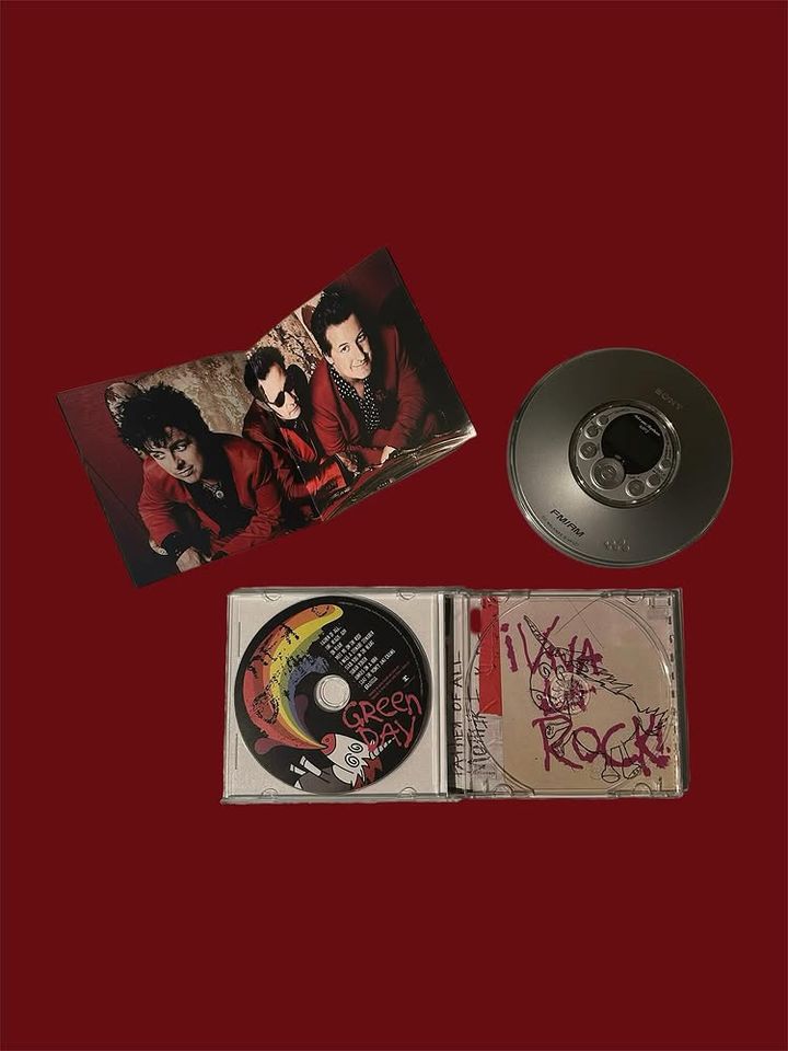 green-day---father-of-all-motherfuckers-cd-photo-3