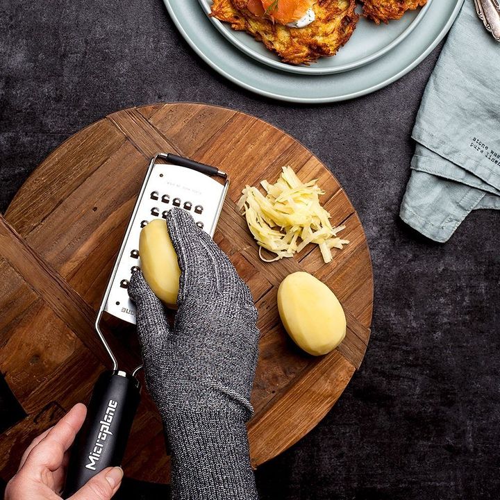 microplane-34027e-cut-resistant-glove-kheltatmani-sakhekhisa-da-sachrelistvis-photo-2
