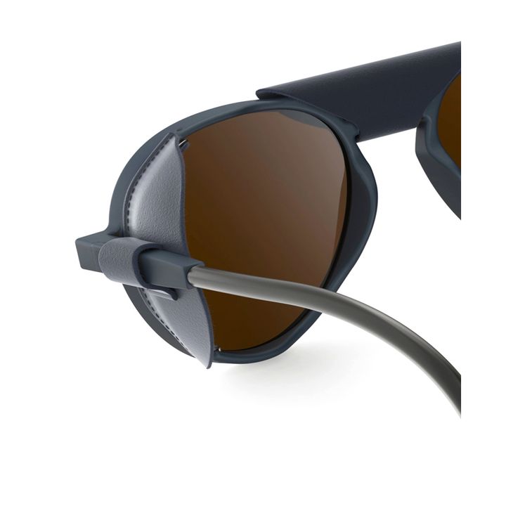 giggles-i-glacier-night-blue-cat4-intense-light-mzis-satvale-photo-4