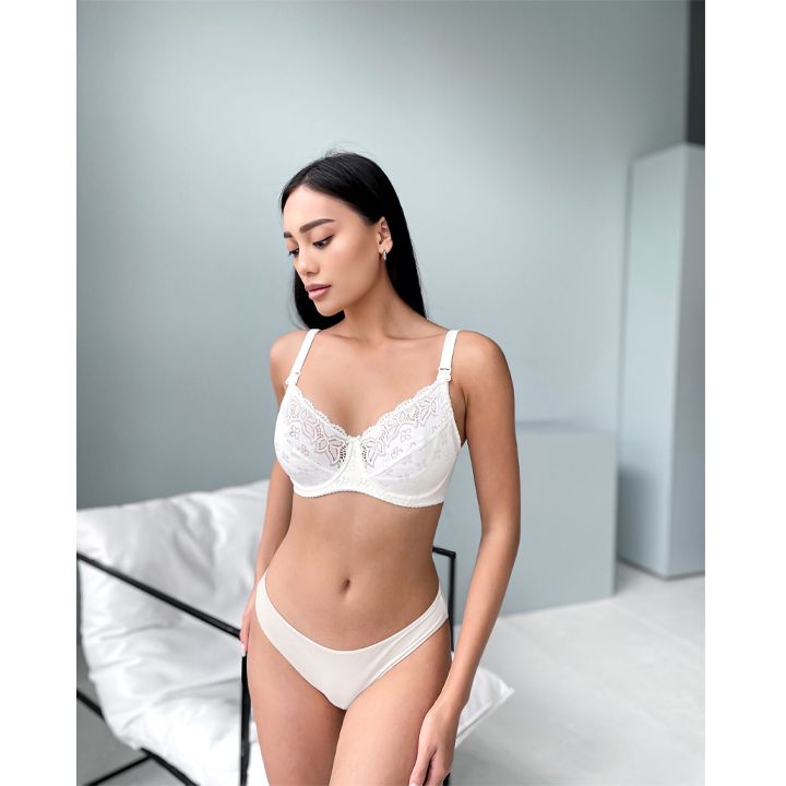 champagne-biushalteri-medzudzuri-dedistvis-photo-3