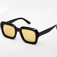 Product image of Chicorée The Stella Black მზის სათვალე