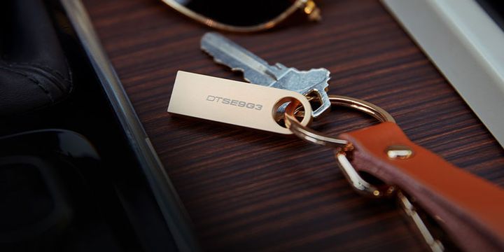 kingston-dtse9g364gb-usb-flesh-mekhsierebis-barati-64gb-usb-32-type-a-gen1-dt-se9-g3-photo-3