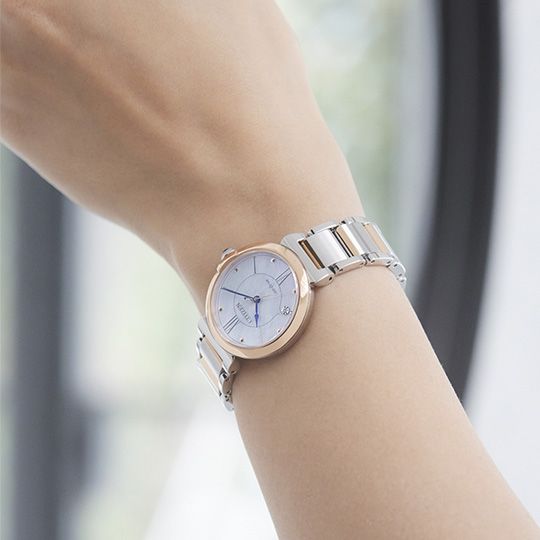 citizen-em1074-82d-qalis-saati-photo-2