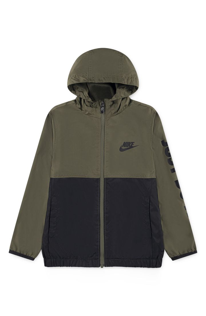 nike-bichis-satsvimari---qargamdzle-tsqlis-mimart-rezistentuli