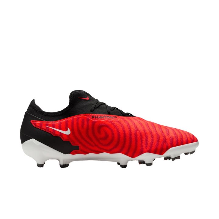 phantom-gx-pro-fg-sportuli-fekhsatsmeli-butsebi