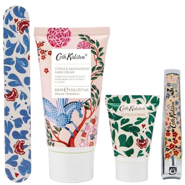 heathcote-ivory-khelis-movlis-nakrebi-photo-3