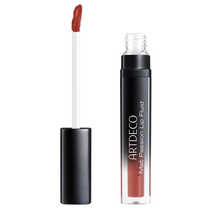 artdeco-mat-passion-lip-fluid-tuchsatskhi