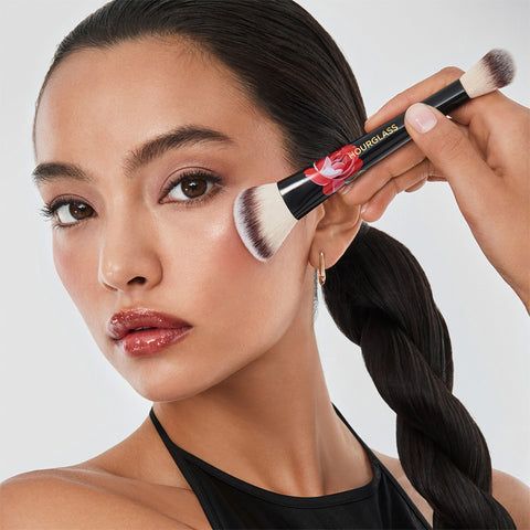 hourglass-ambient-lighting-edit-brush-ormkhrivi-funji-photo-2