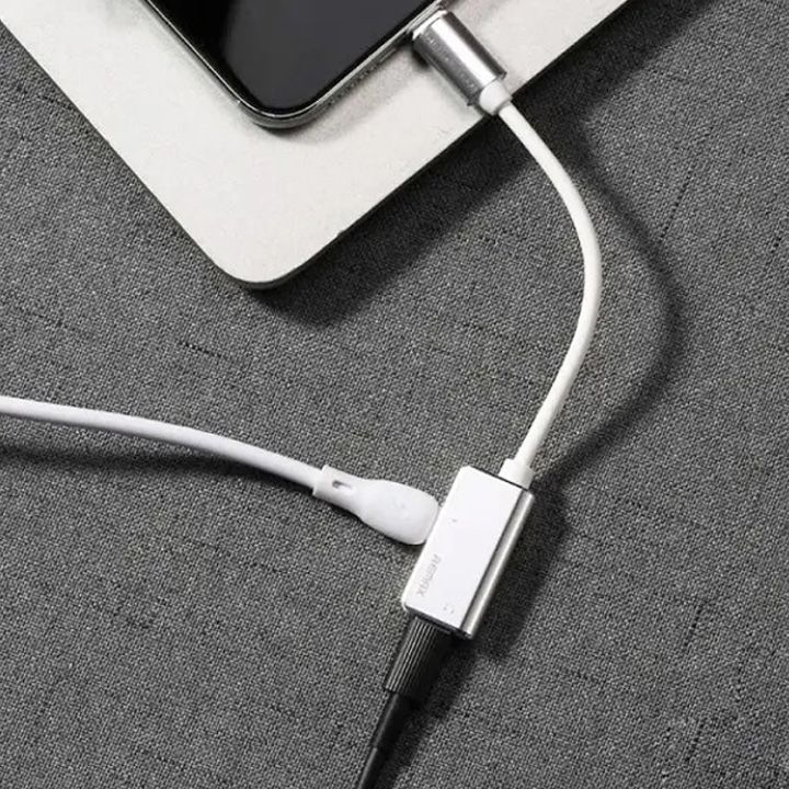 remax-enjoy-series-2-in-1-lightning-data-cable-lightning-audio-adaptor-rl-la02-24a-with-two-lightning-port-photo-2