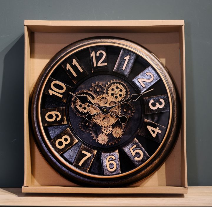 kedlis-saati---45-sm-iani-shavi-meqanikis-tsiferblatit