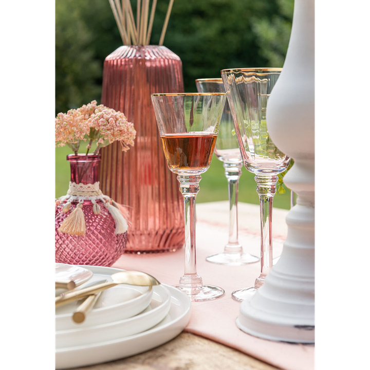 laboratory-my-home-shampaniuris-chiqa-photo-3