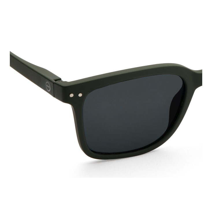 giggles-l-sun-kaki-green-mzis-satvale-photo-3