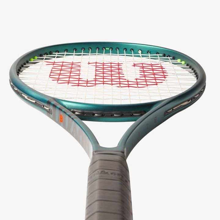 wilson-blade-98-16x19-v9-frm-4-chogani-photo-3