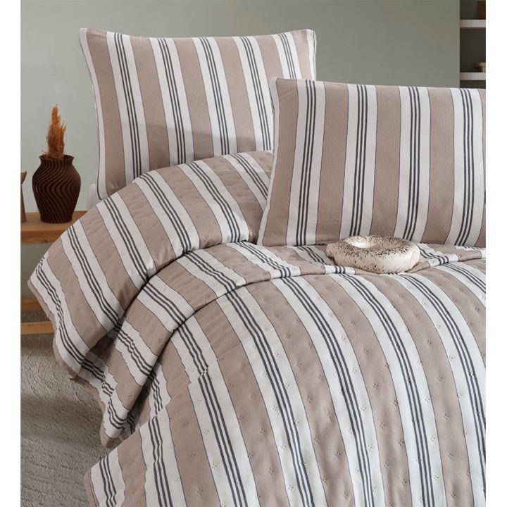 manamo-line-yarn-dyeing-bed-spread-satsolis-gadasafarebeli-photo-2