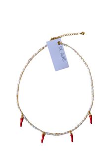 Product image of De Aure cornicellos მარგალიტის ყელსაბამი კორნიჩელოს ჩარმებით