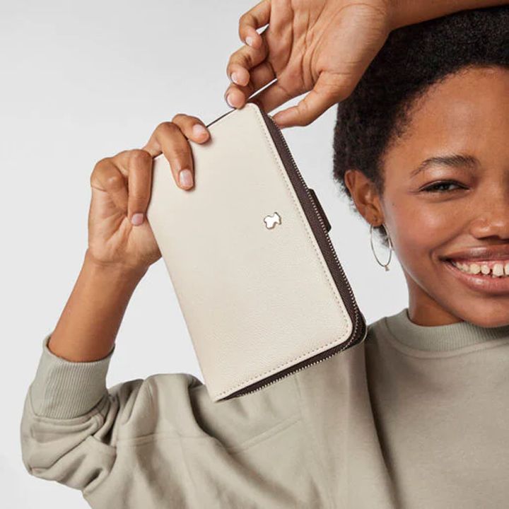 tous-wallet-195930008-qalis-safule-photo-4