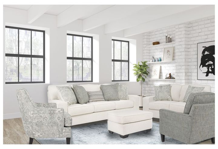 ashley-homestore-divani-padova-photo-2