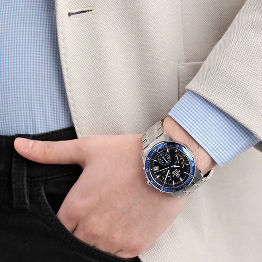 casio-efv-540d-1a2vudf-majis-saati-photo-4