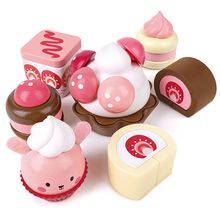 Product image of Hape Strawberry Dessert Set ხის სათამაშო ნამცხვრები