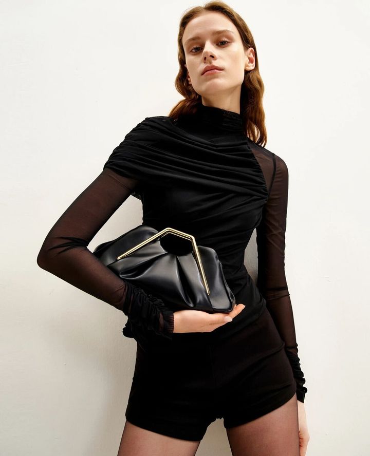 venti-qalis-shavi-chanta-photo-4