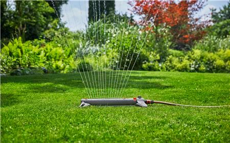 gardena-sprinkleri-oscillating-sprinkler-aquazoom-m-photo-4