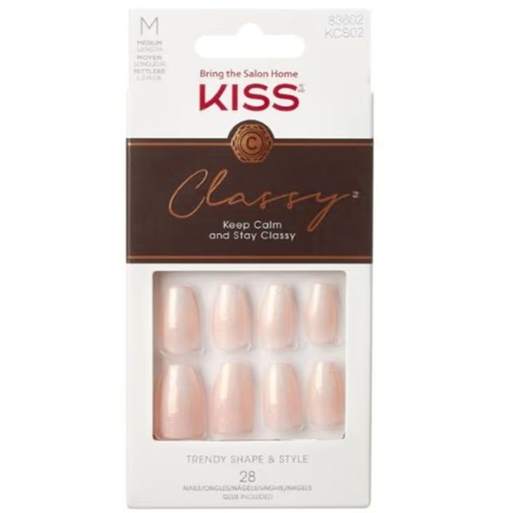 kiss-ks-classy-nails-cozy-meets-cute-khelovnuri-frchkhilebi