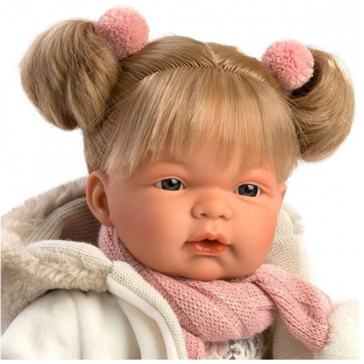 llorens-tojina-joelle-crying-photo-2