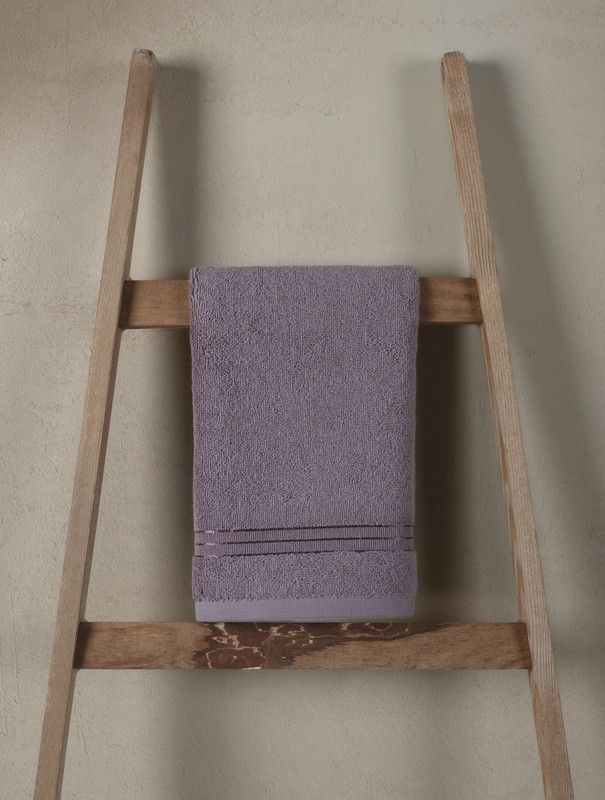 manamo-jess-khelis-pirsakhotsi-bambis-iisferi-30x50-sm