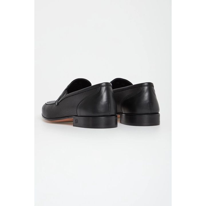 slip-on-perfcalf-l-black-loferi-photo-4