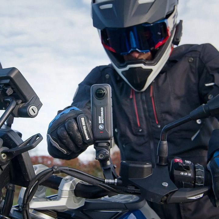 insta360-x4-bmw-motorrad-edition-sportuli-kamera-photo-3
