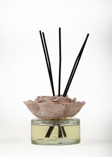 Product image of Manamo Home STONE RD WOODY POWDER ოთახის სურნელი