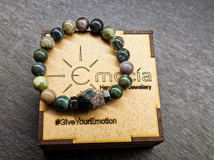 naturaluri-qvebit-sheqmnili-samajuri-ritsis-tba-photo-2