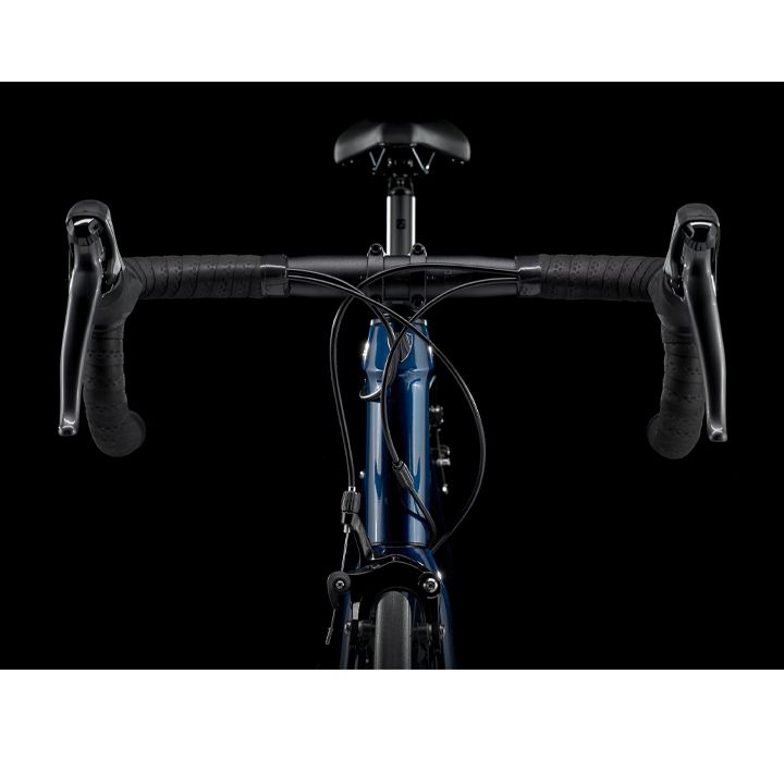 trek-domane-al-2-rim-velosipedi-photo-4