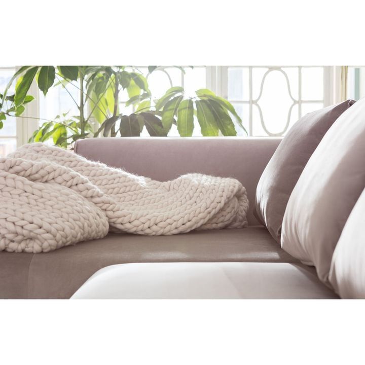 kare-kutkhis-divani-photo-4