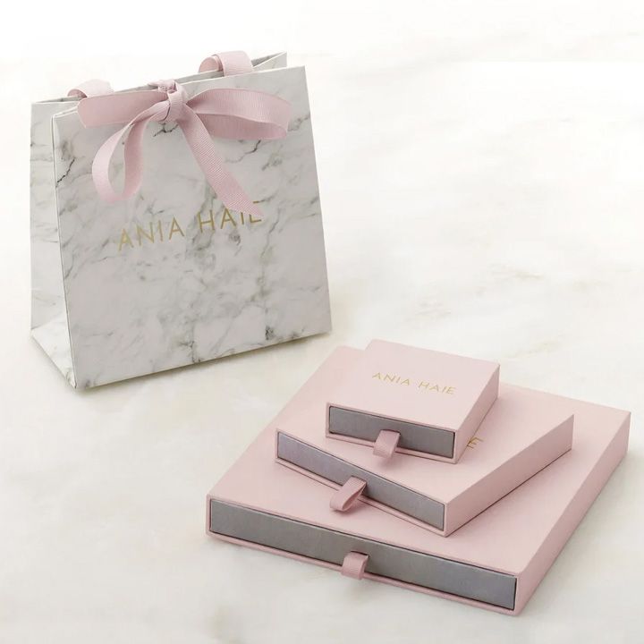 ania-haie-bau005-01yg-samajuri-photo-2