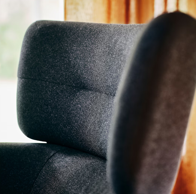 ikea-oskarshamn-00503671-gunnared-blackgrey-savardzeli-photo-3