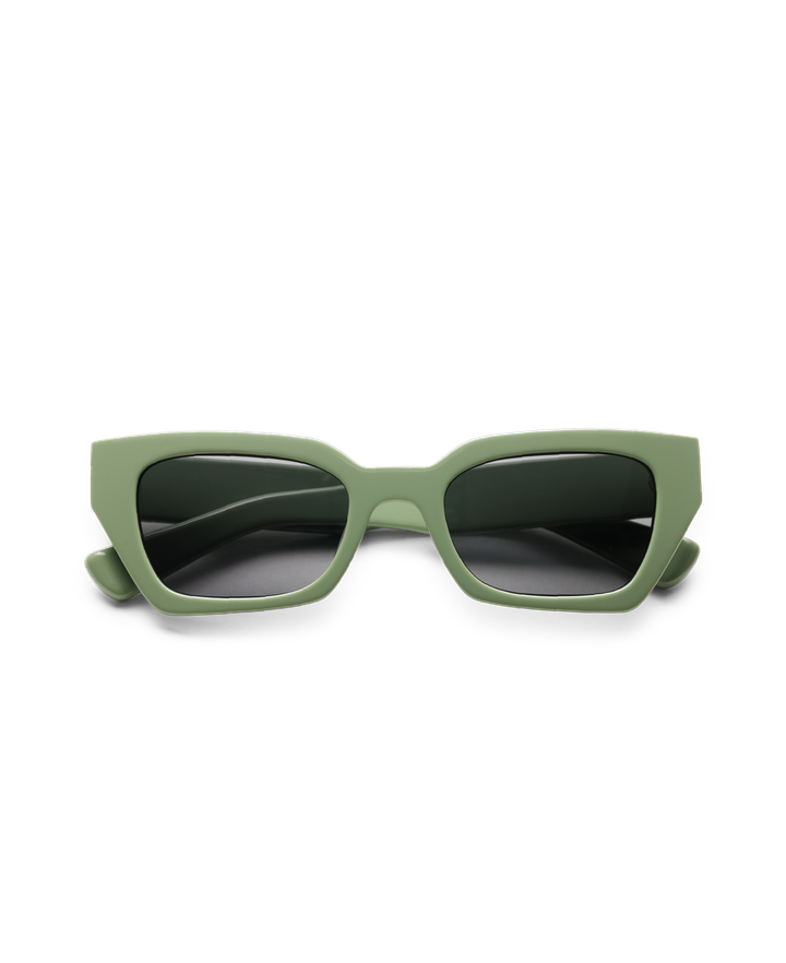 messy-weekend-luna-grey-sage-mzis-satvale-photo-2