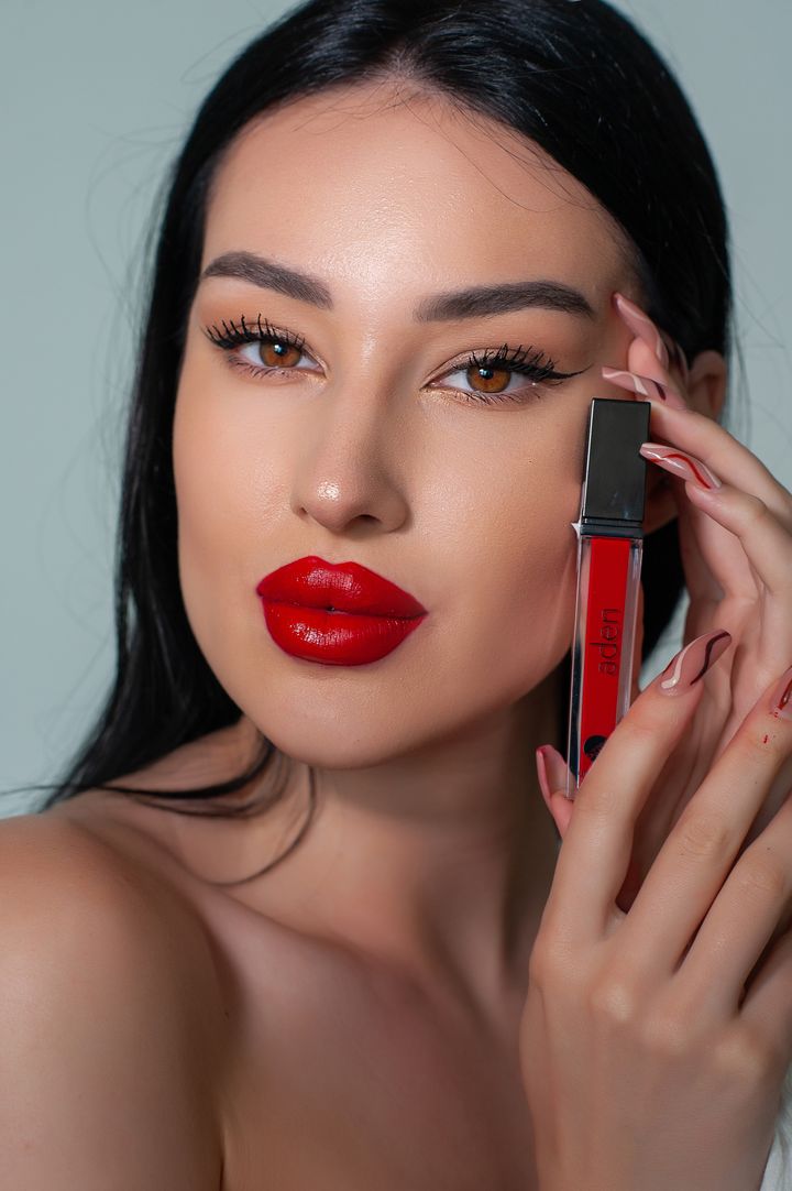 aden-tattoo-effect-lipstick-7-exotic-red-tuchsatskhi-photo-4