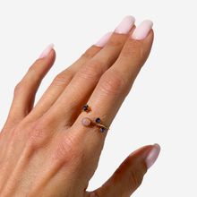 Product image of ტიტანის მოოქროვილი ბეჭედი თვლებით