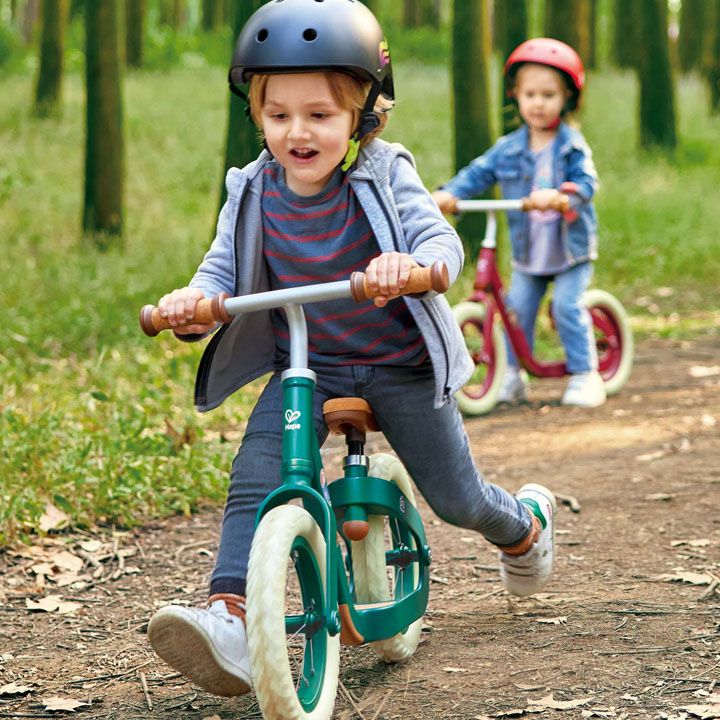 hape-safety-helmet-black-shavi-usafrtkhoebis-chafkhuti-photo-3