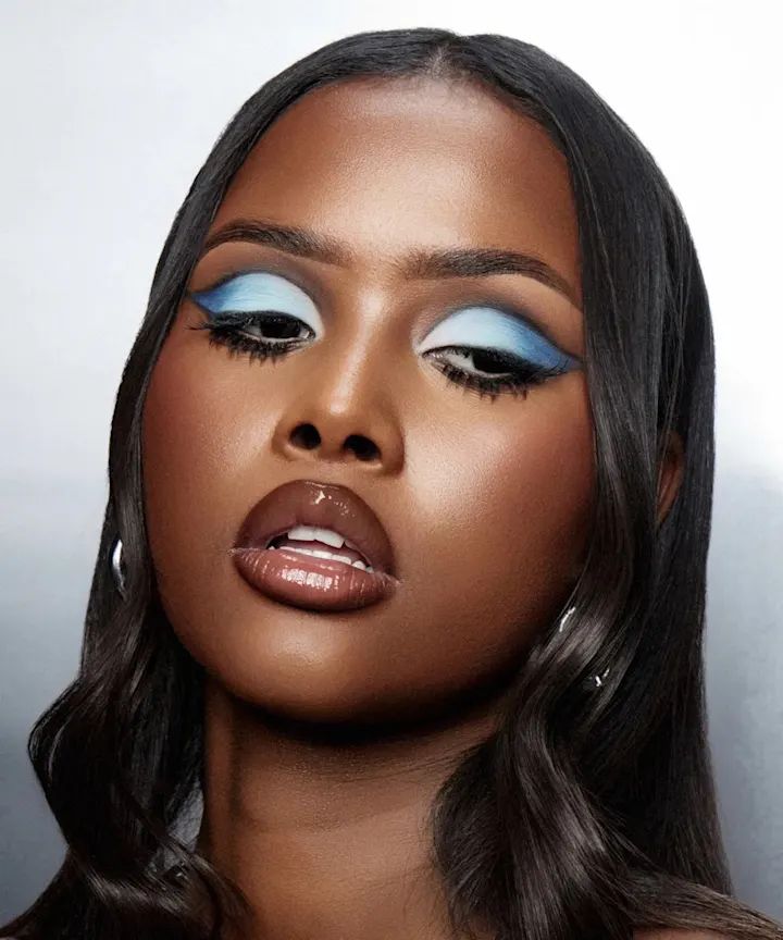 beauty-bay-bright-42-colour-palette-tvalis-chrdilebis-paleti-photo-3