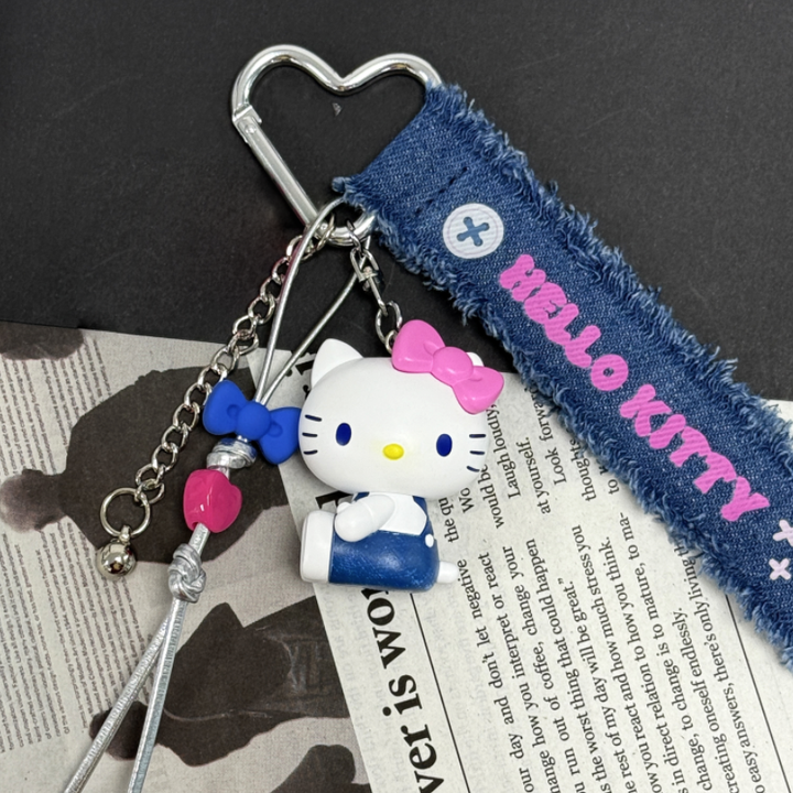 hello-kitty-sitting-figure-pendantdenim-blue-breloki